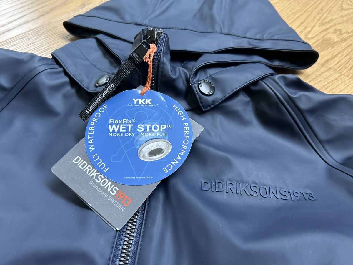Didriksons Giacche & Cappotti: Didrikson Regenjacke Gr. 130 – Nuovo e nell'imballaggio originale da Rothrist venduto da szc_9dg5 2