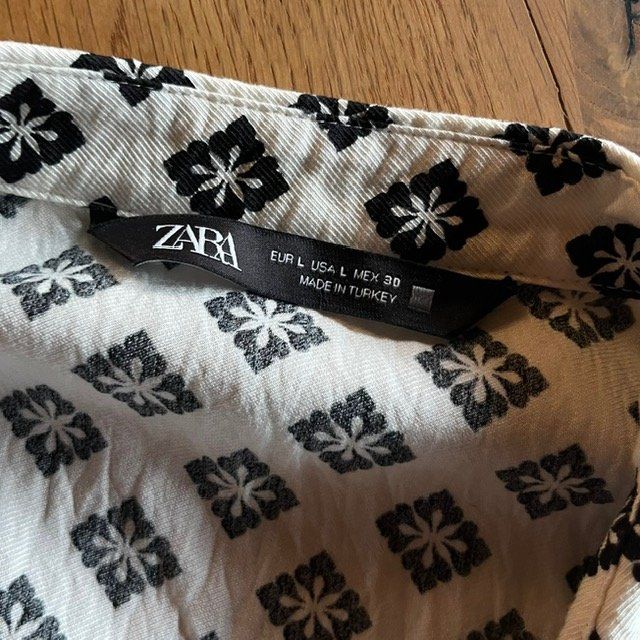 Zara Camicette: Breite eierfarben-schwarz karierte Bluse von Zara – Nuovo (secondo la descrizione) da Ottikon venduto da lo99 2