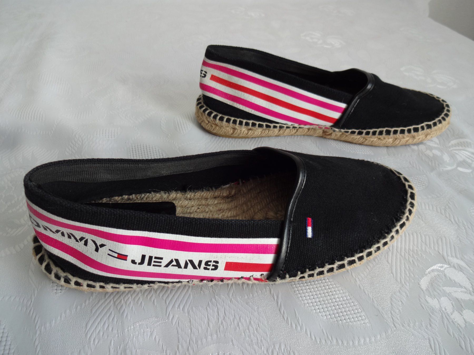 Tommy Hilfiger Scarpe da donna: Tommy Jeans Schuhe Nr. 38 – Usato da Frauenfeld venduto da rey06