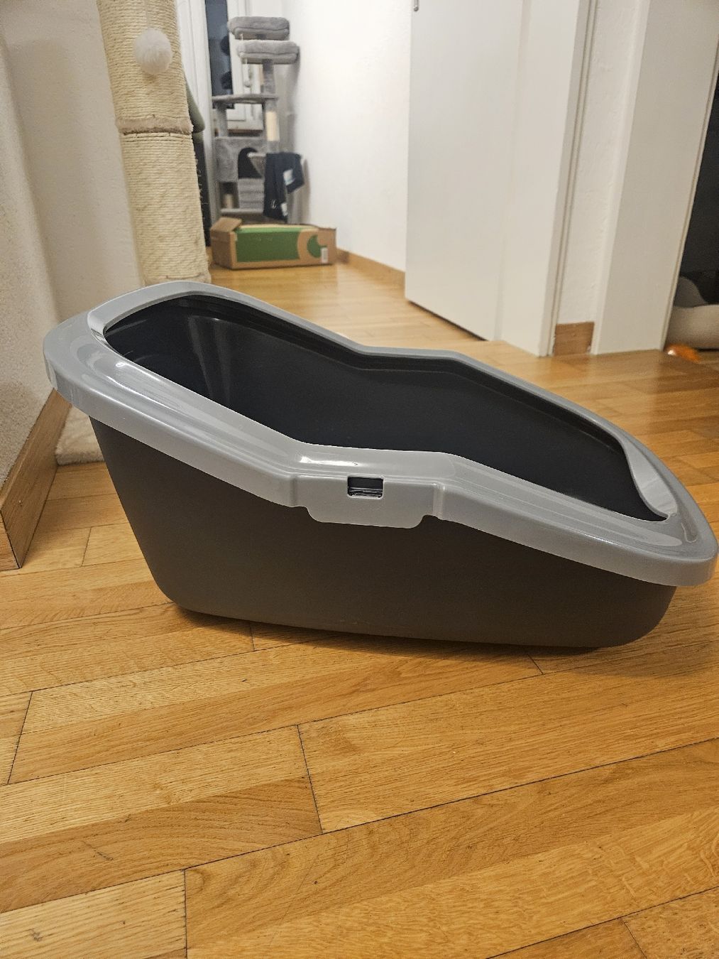 WC: XXL Katzenklo ohne Sieb – D'occasion à Oetwil am See par Alija.M