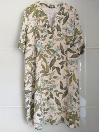 OLSEN Robe / Kleid taille / Grosse 44 CH (46 EUR)