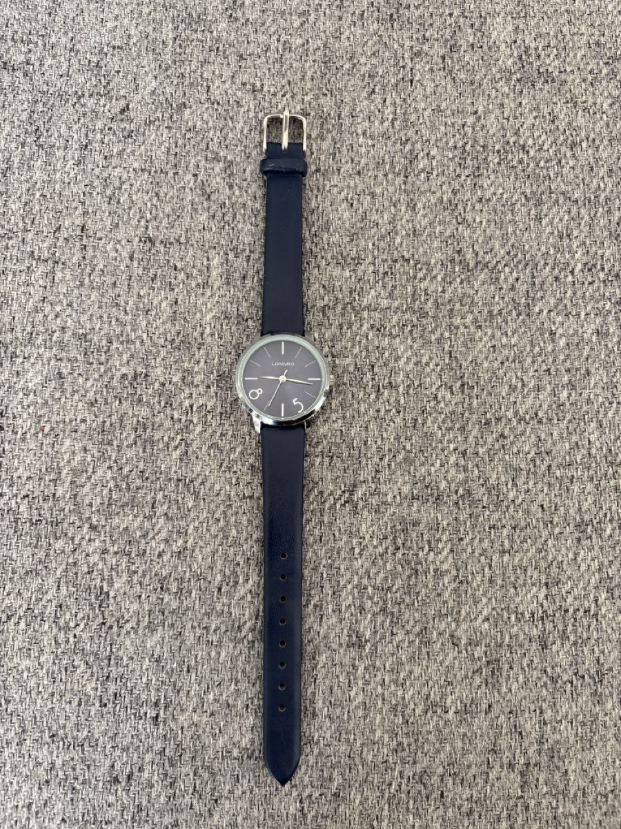 Orologi: Watch Dark Blue Strap – Difettoso da Zürich venduto da Asybb