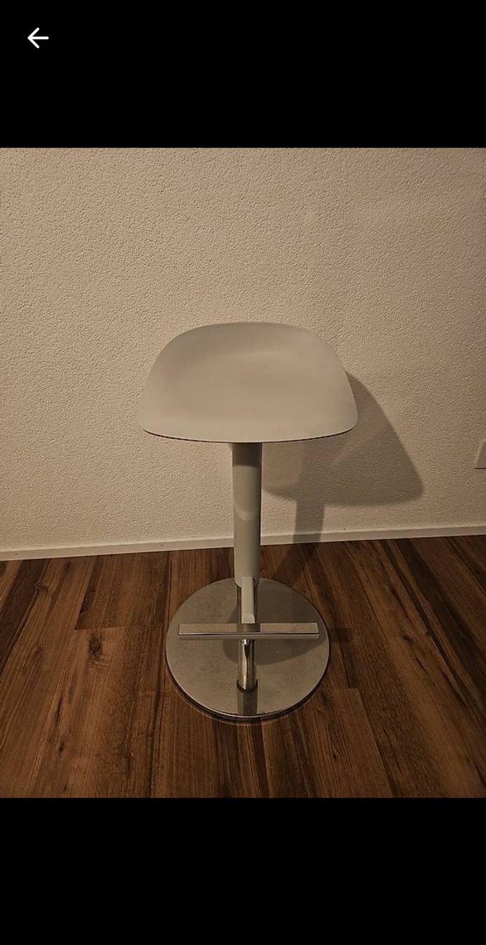 Ikea Hocker: Janinge Baarhocker - IKEA in grau – Gebraucht aus Meinisberg von bobbyxoffie 1