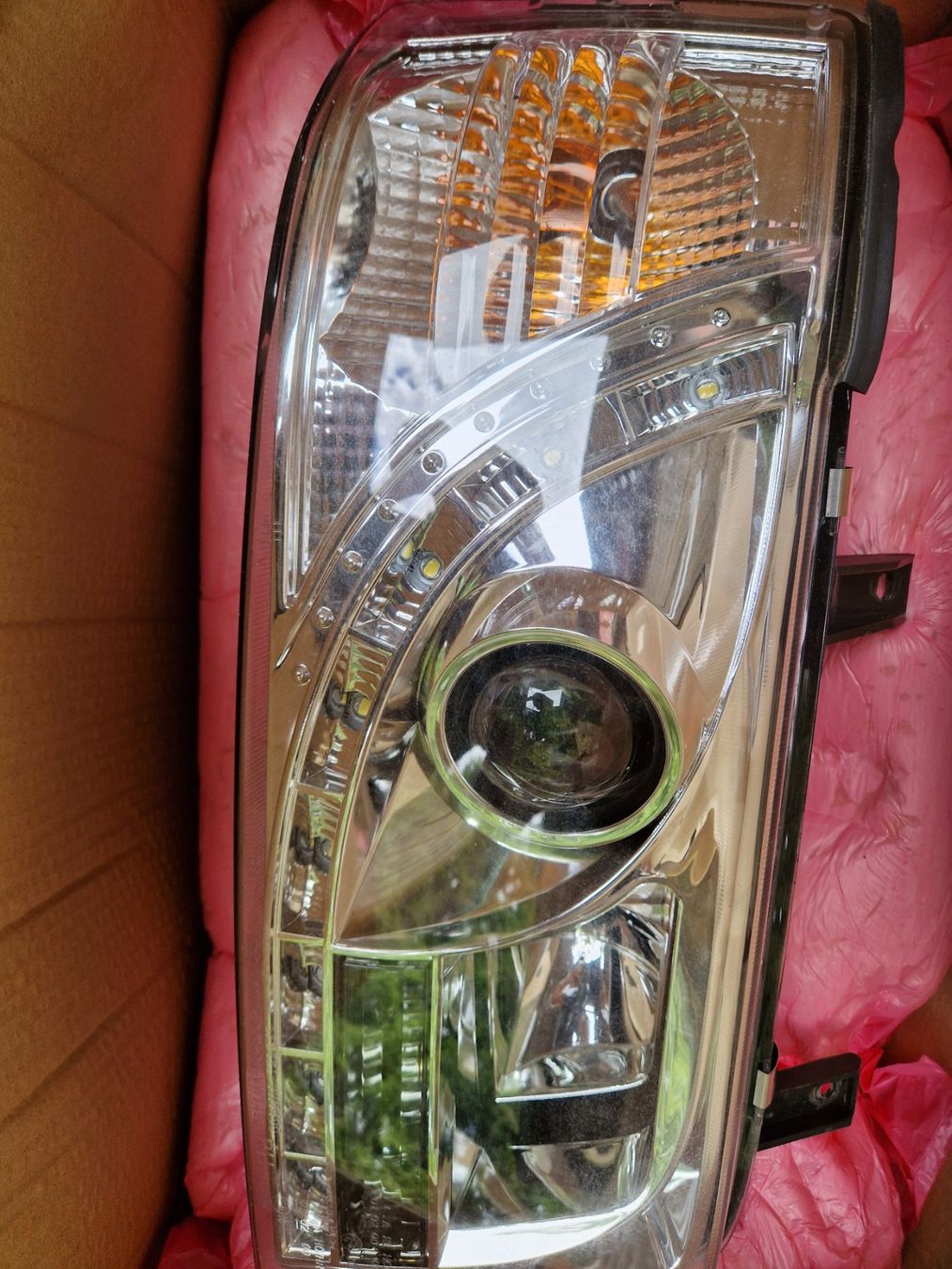 Volkswagen Tutti pezzi di ricambio auto: VW T4 Teile: Differential, Einspritzdüsen, Kotschutzlappen.. – Difettoso da Langnau i. E. venduto da Zipfu2 8