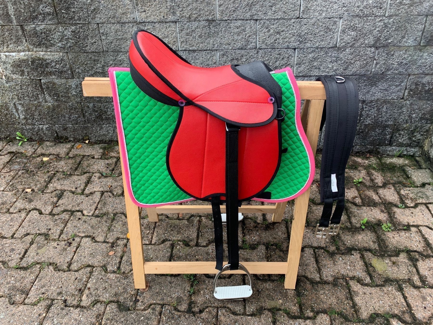 Selle & Accessori: schönes rotes Ponysätteli – Usato da Feldbach venduto da Fea1 2