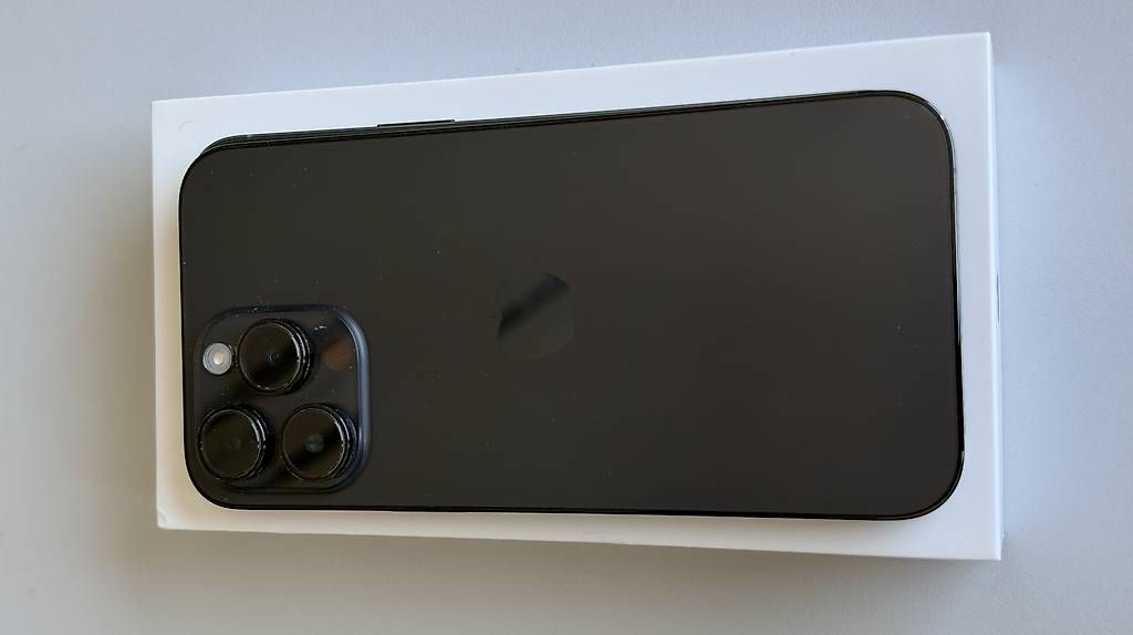 Telefoni cellulari / Smartphones: iPhone 14 pro max, balck, 256GB – Usato da Neuenkirch venduto da Bitsa 2