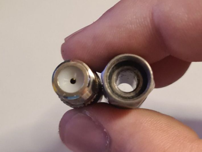 Componenti elettronici: Koaxial Stecker Sortiment mit dem blauem Behälter – Usato da Zürich venduto da Alibaba1234 8