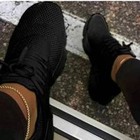 NEU Und UNGETRAGEN  Damen-Sneakers, schwarz, Grösse 39