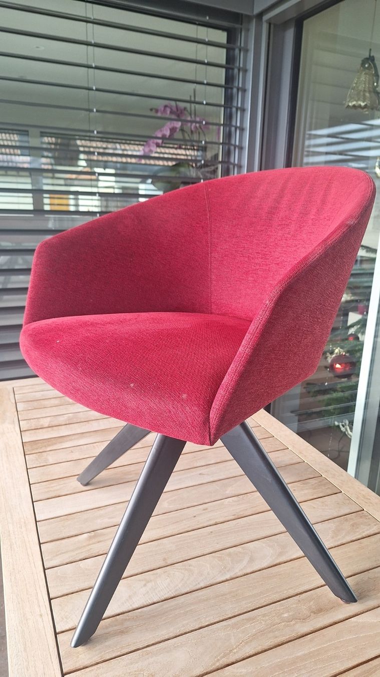 Sessel: Designer Sessel Rot, Top Zustand – Gebraucht aus Triesenberg von Anastasia26