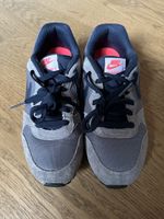 Nike Sneaker