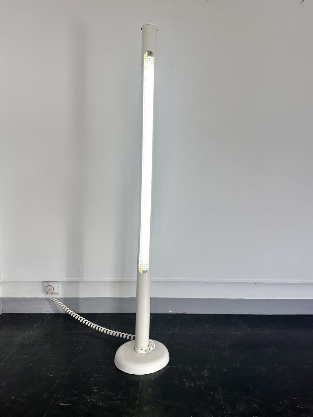Lampade: Lampe néon design postmoderne, Pays-Bas, vers 1980 – Usato da Lausanne venduto da jul_v9ht 2