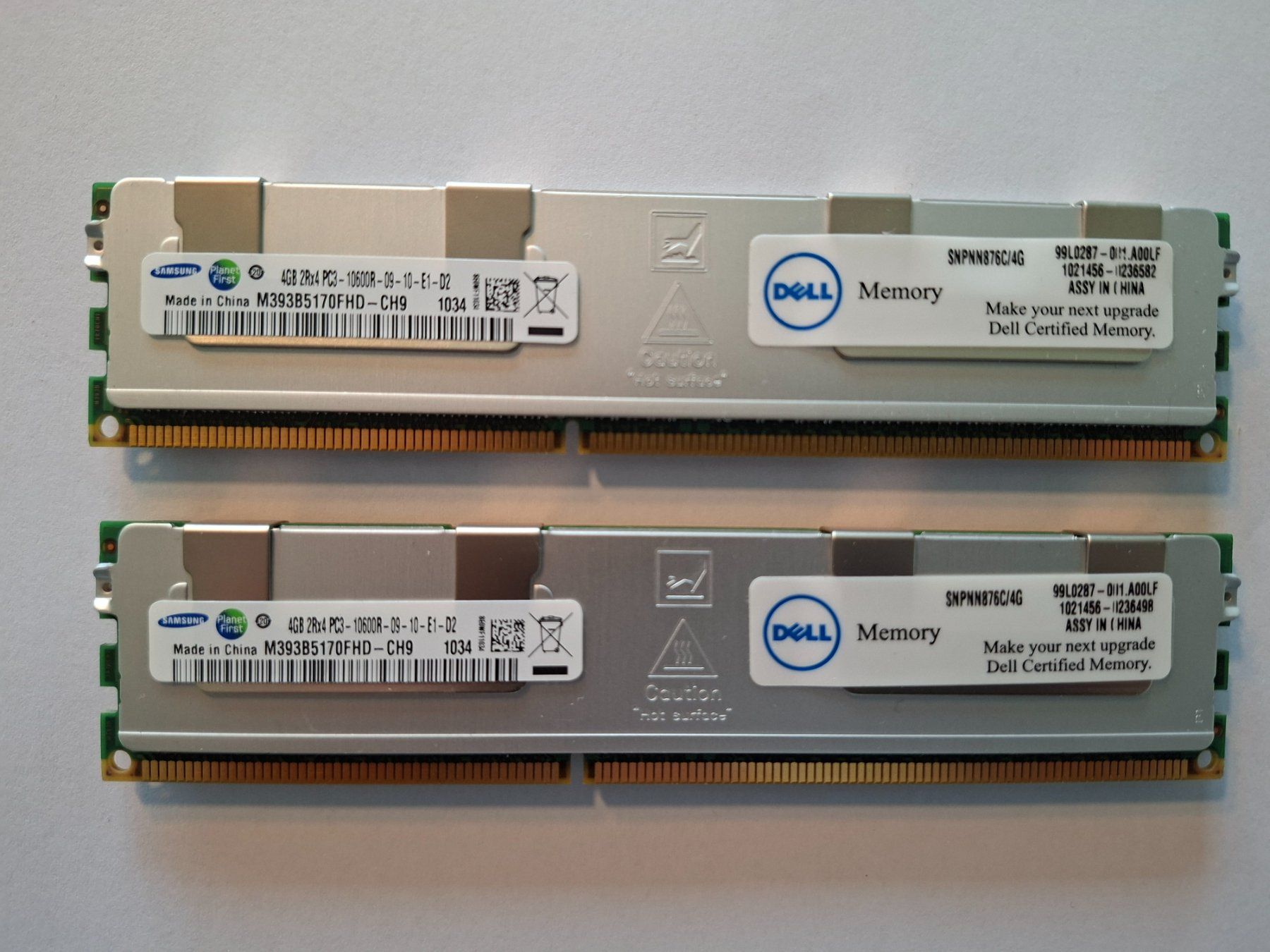 Memoria / RAM: Server RAM Karten 2 x 8GB  2Rx4 PC3-10600R-09-10-E1-D2 – Usato da Dübendorf venduto da Rinri