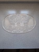 Glasplatte mit Baumgravur oval guter Zustand