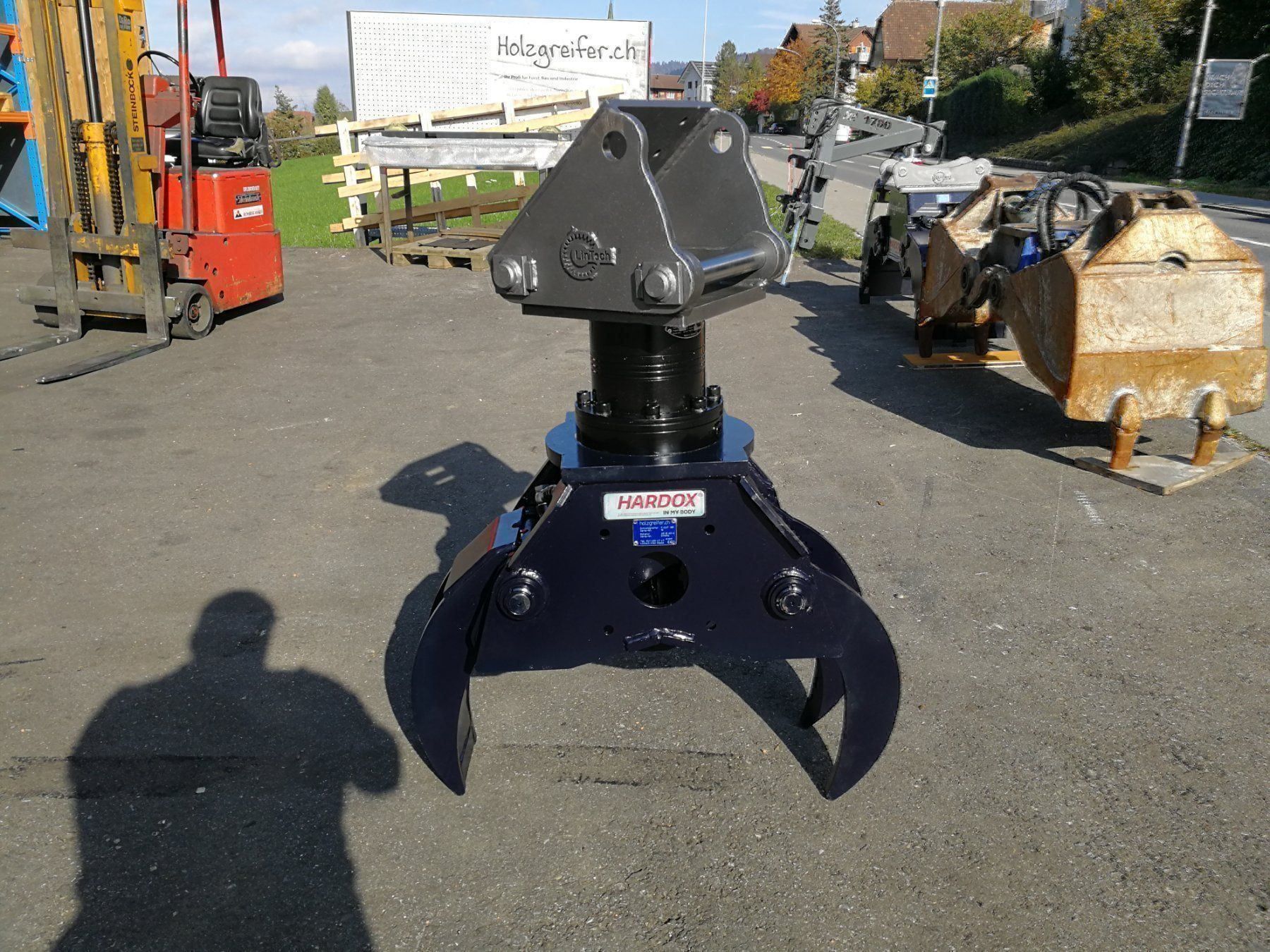 Bagger: Schneidgreifer T-CUT 18R / bis 5T Bagger – Neu und originalverpackt aus Hasle LU von LinTech 1