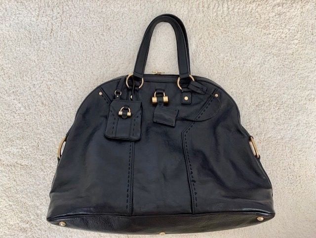 Saint Laurent Borse: YSL oversized bag ,matching key chain – Usato da Dallenwil venduto da ZD2019 2