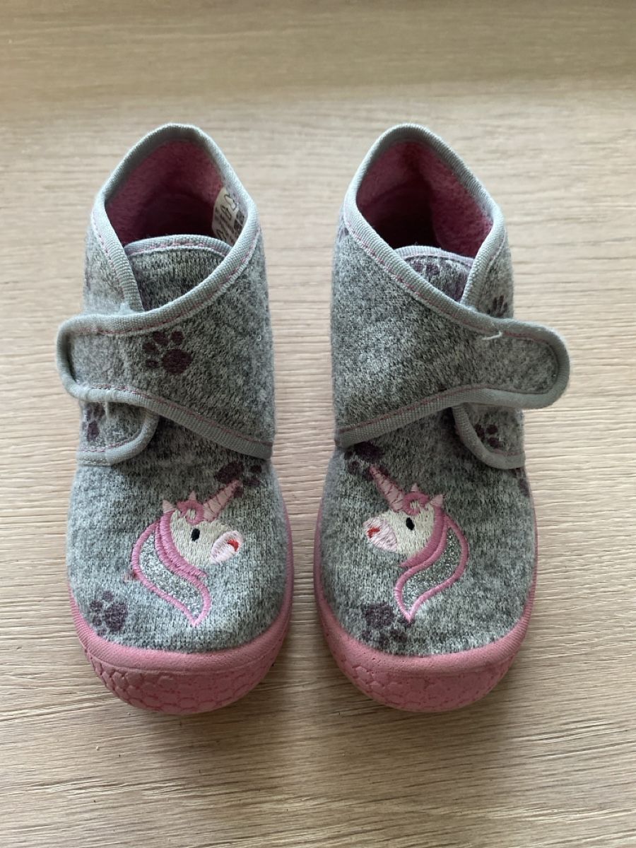 Scarpe per ragazze: Finken für Mädchen - Gr. 26 – Usato da Hergiswil NW venduto da mar_js5v