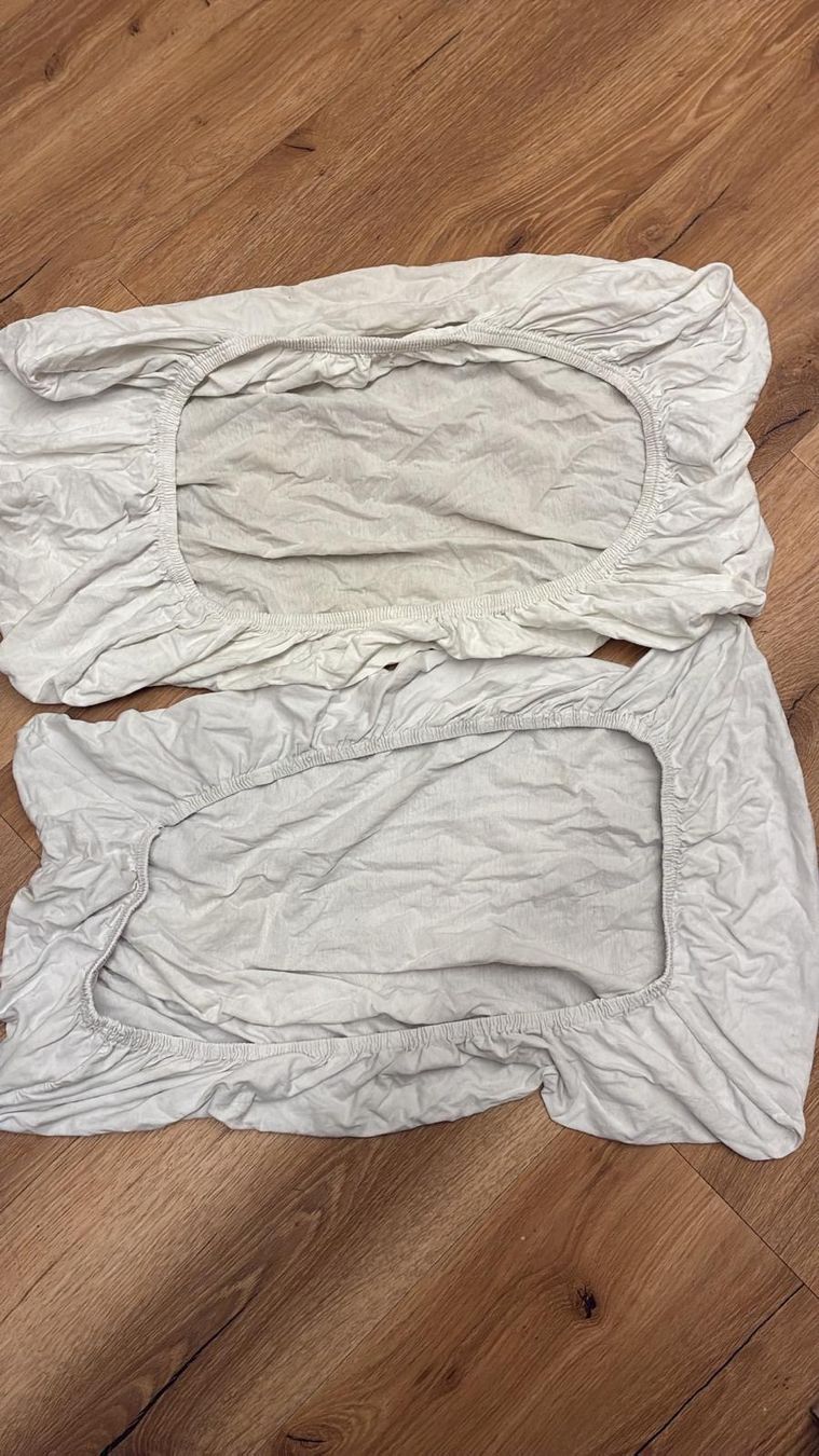 Linge de lit: 2 Fixleintücher 40x60cm – D'occasion à Fischbach LU par stephie2009