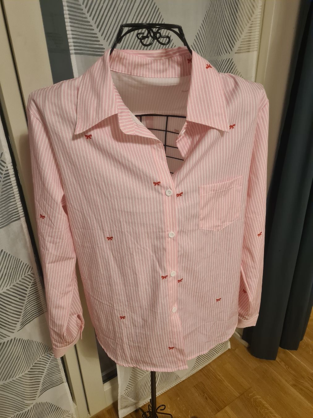 Blusen: bluse gr L – Neu (gemäss Beschreibung) aus zürich von janjaz