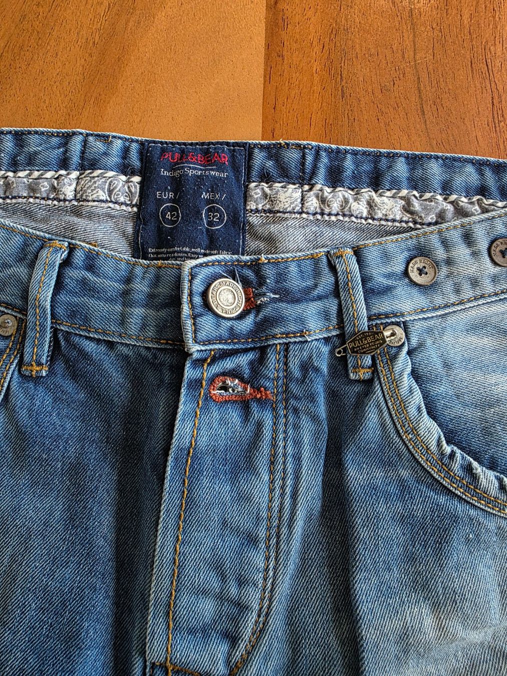 Jeans: Jeans Short Pull&Bear Unisex Blau Grösse 42 Baumwolle. – Usato da Zürich venduto da Leica.C89 1