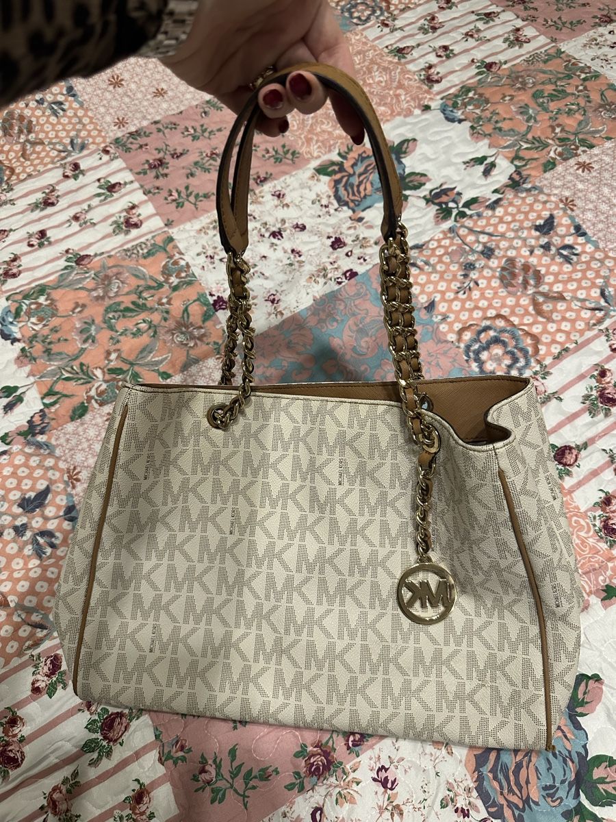 Taschen für Damen: Michael Kors Tasche! – Gebraucht aus Altdorf UR von ant_y88h
