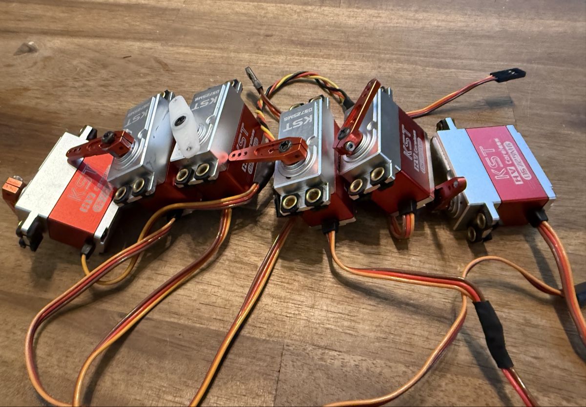 Modellismo RC: 6x KST DS725 mg standart servos 18kg – Usato da Effretikon venduto da master1873 5