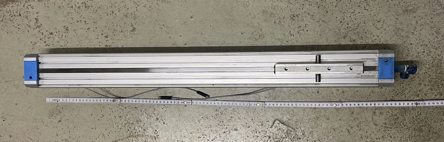 Festo Altro per industria metallurgica: Festo Pneumatik Linearantrieb DGP-50-570-PPVA-B – Usato da Sins venduto da 3985schluckti 1