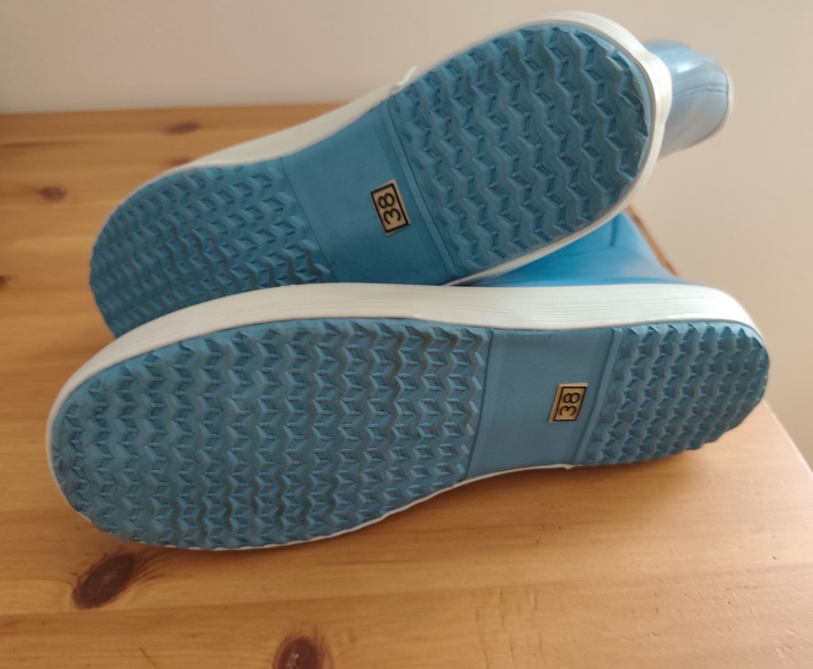 Chaussures femmes: Aigle Gummistiefel in hellblau, Grösse 38 – Neuf (Voir description) à Rheineck par Polcadot 2