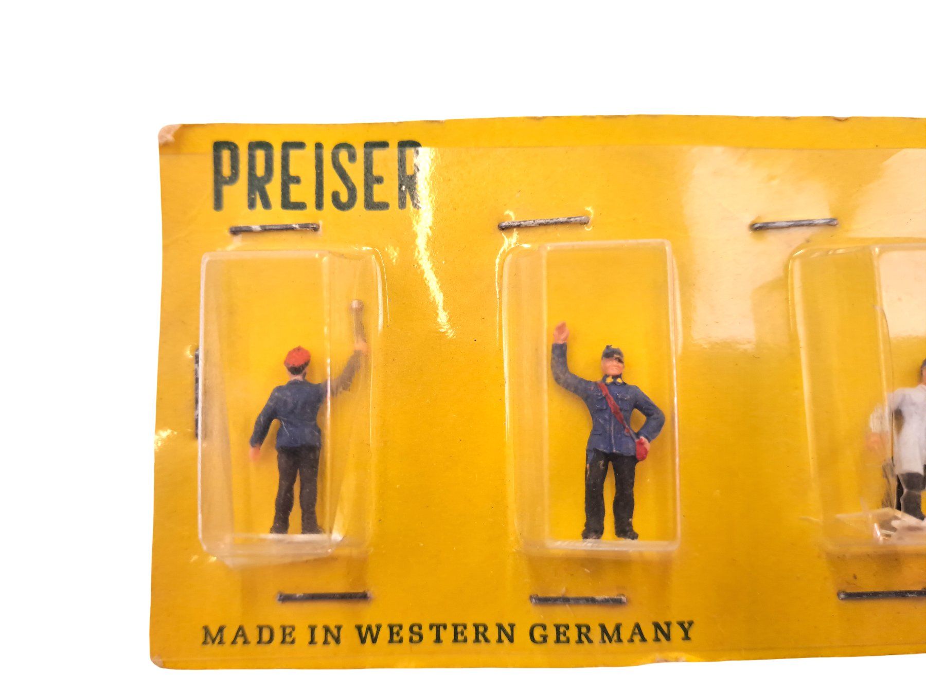 Preiser Statuette: PREISER 10 Bemalte Figuren am Bahnhof – Usato da Männedorf venduto da Restwert_Maennedorf 1