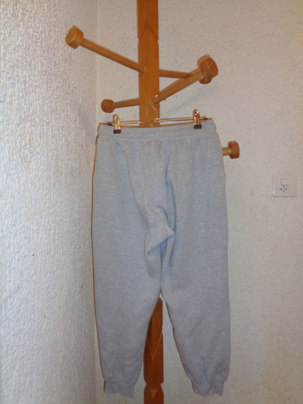 Pantaloni: Training gris Mickey, M – Usato da La Chaux-de-Fonds venduto da Shana_aaa 2