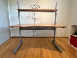 Massiver Schreibtisch Ikea - in Höhe verstellbar