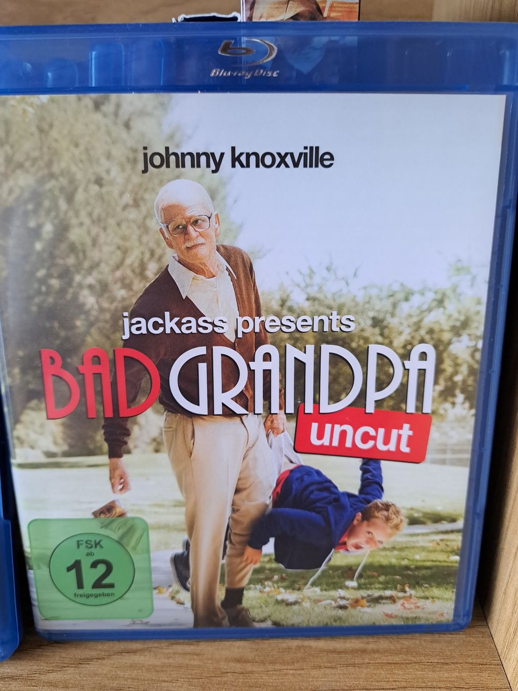 Tutti i DVDs: Jackass: Bad Grandpa Blu-ray – Usato da Au ZH venduto da Blur.ay