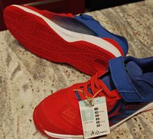 Chaussures de sport enfant taille 37 - Neuves