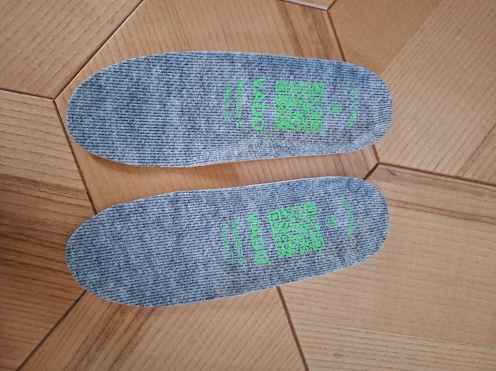 Scarpe per ragazzi: Schuhe / Sneaker Gr 28 – Usato da St.Gallen venduto da elv_sl5m 4