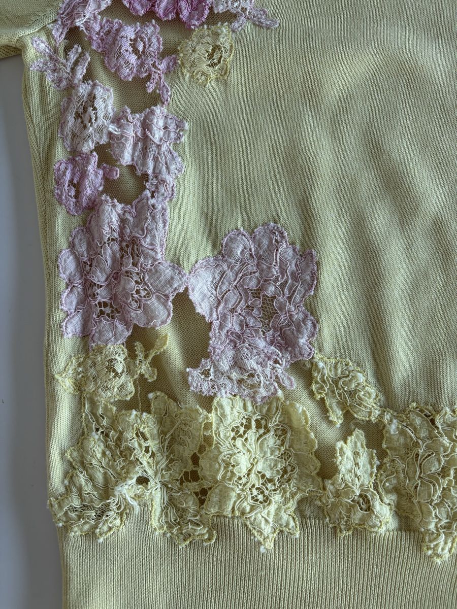 Maglioni & Felpe: Pullover mit Spitzeneinsatz von Valentino – Nuovo (secondo la descrizione) da Rapperswil SG venduto da Carlotta1 2