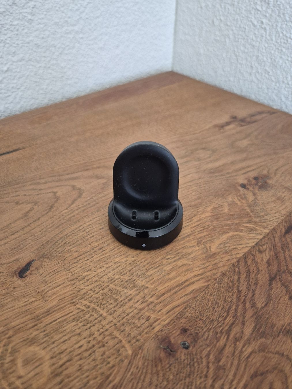 Samsung Accessori per Smartwatch: Samsung Galaxy Watch Wireless Charging Dock – Usato da Lenzburg venduto da SandroRodrigues