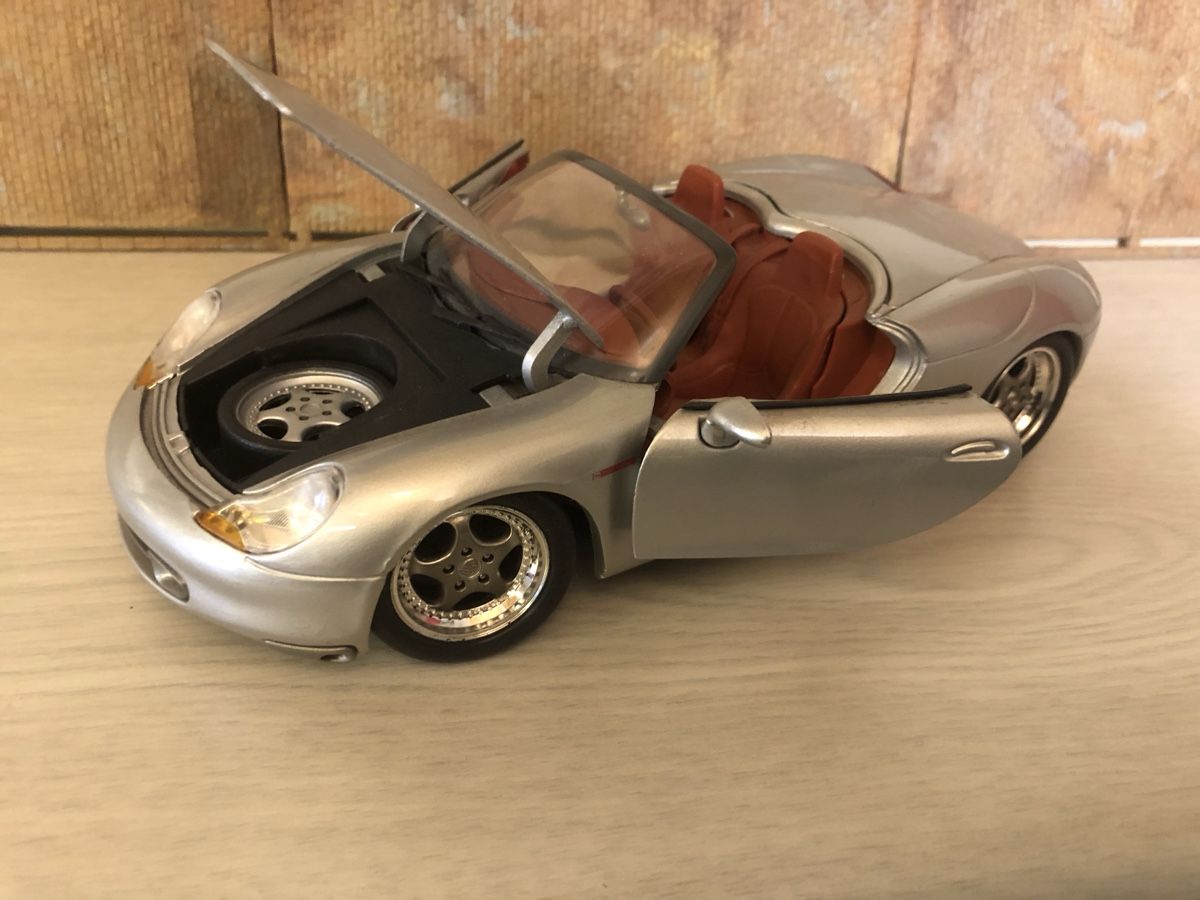 Porsche Modellini d'auto: Porsche Boxster Cabriolet 1/18 Modell – Usato da Belp venduto da Kbasic 2
