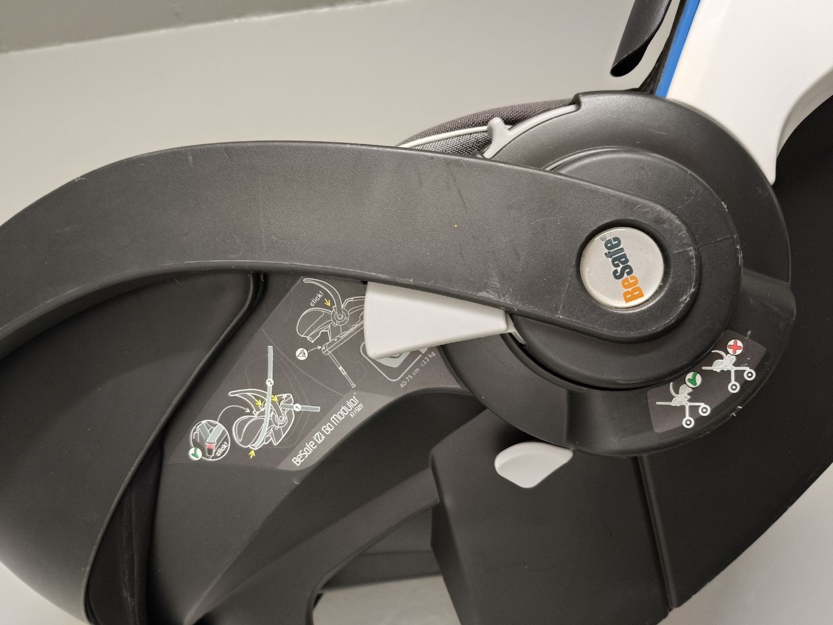 Seggiolini per auto: BeSafe iZi Go Modular X1 Babyschale  – Usato da Aarau Rohr venduto da DOB78 4