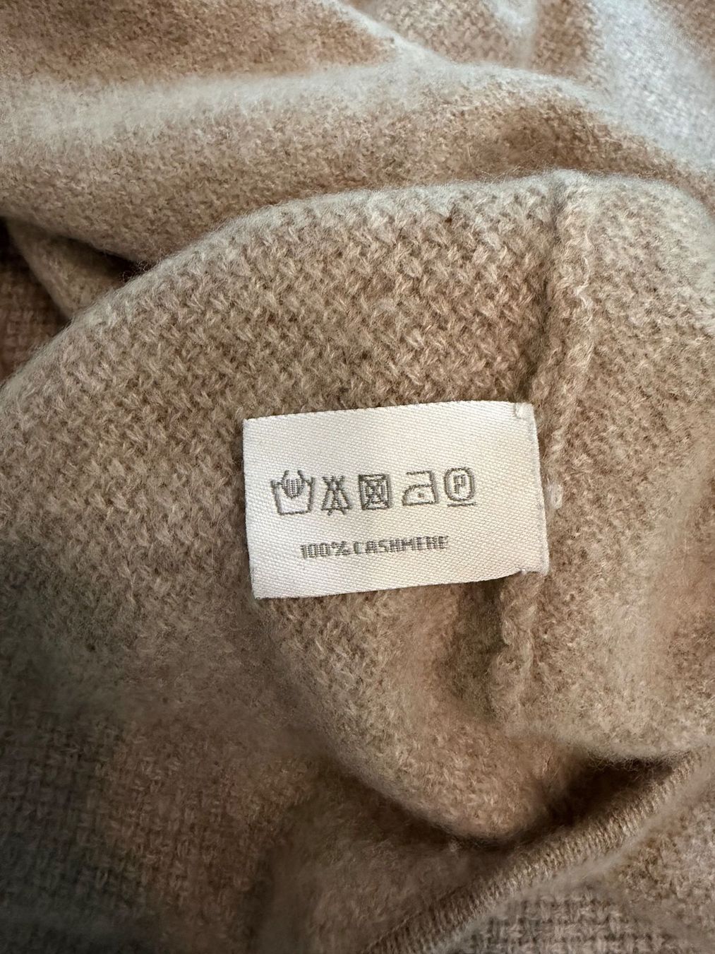 Globus Pulls & Sweat-shirts: Globus Kaschmir Pullover beige – D'occasion à Dielsdorf par Anthony111 6