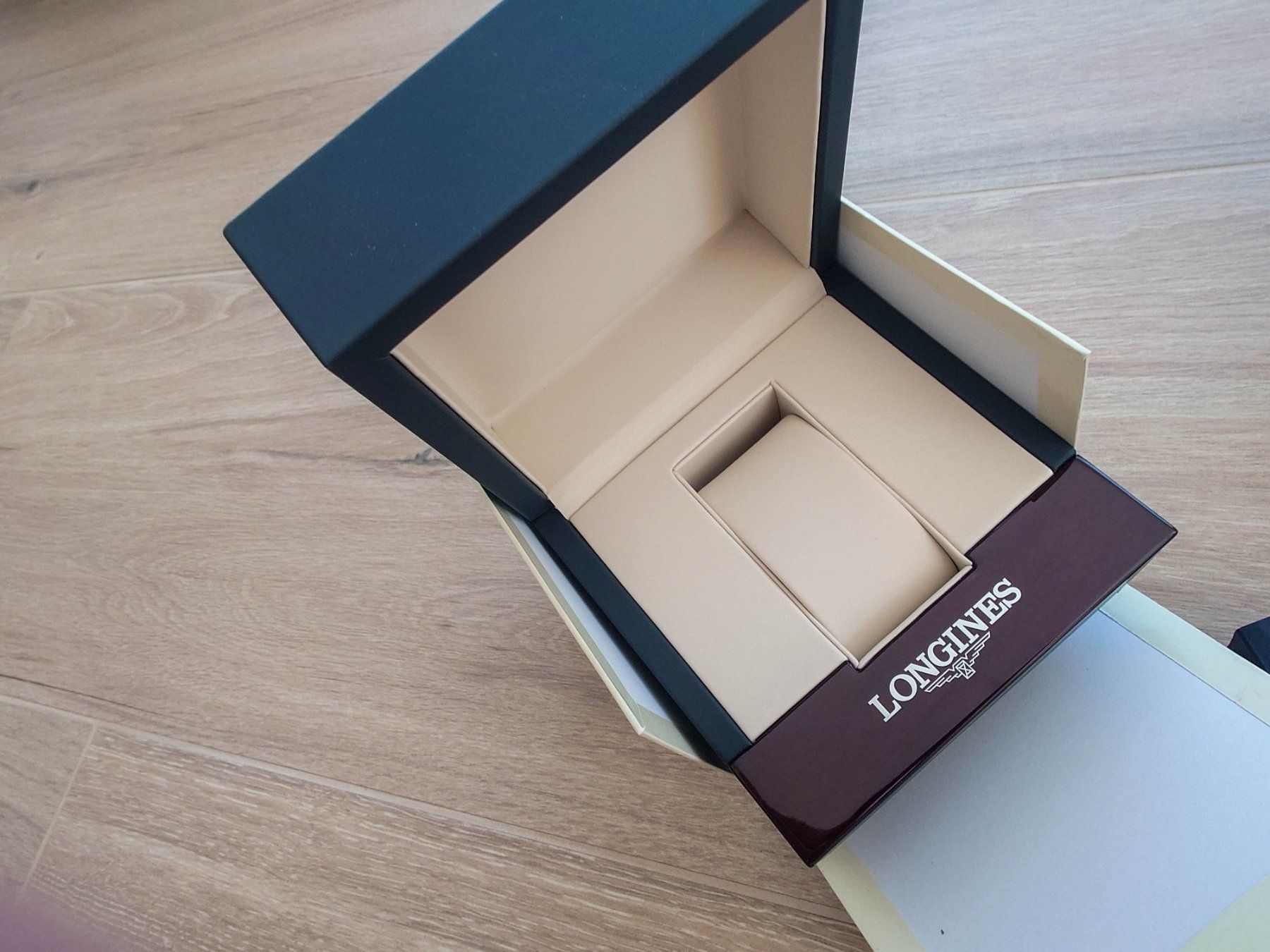 Scatole porta orologi: Longines box – Nuovo (secondo la descrizione) da Epalinges venduto da bracelet123 4