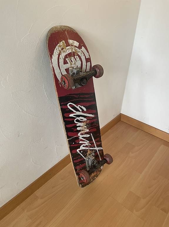 Skateboards: Skateboard Element – Usato da Oberburg venduto da Sina.B
