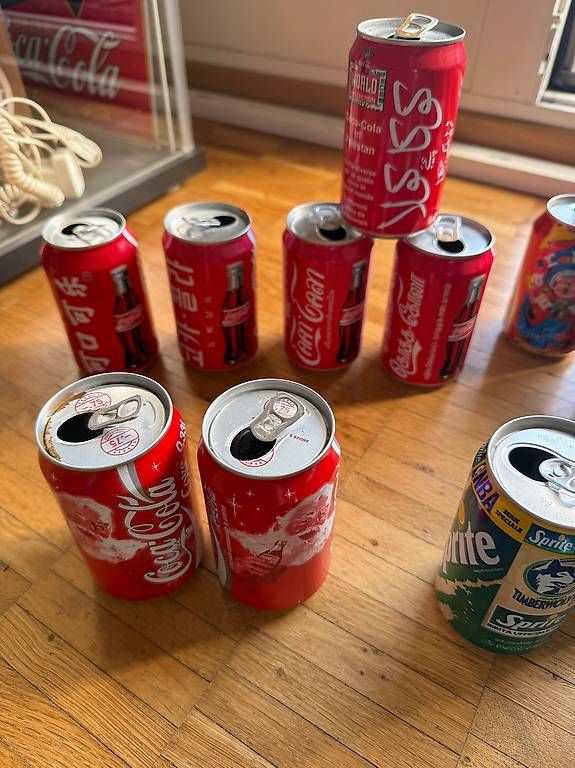 Coca-Cola Altro per la casa: Coca-Cola Dosen 18 Stk – Usato da Bellach venduto da die_8vsb 1