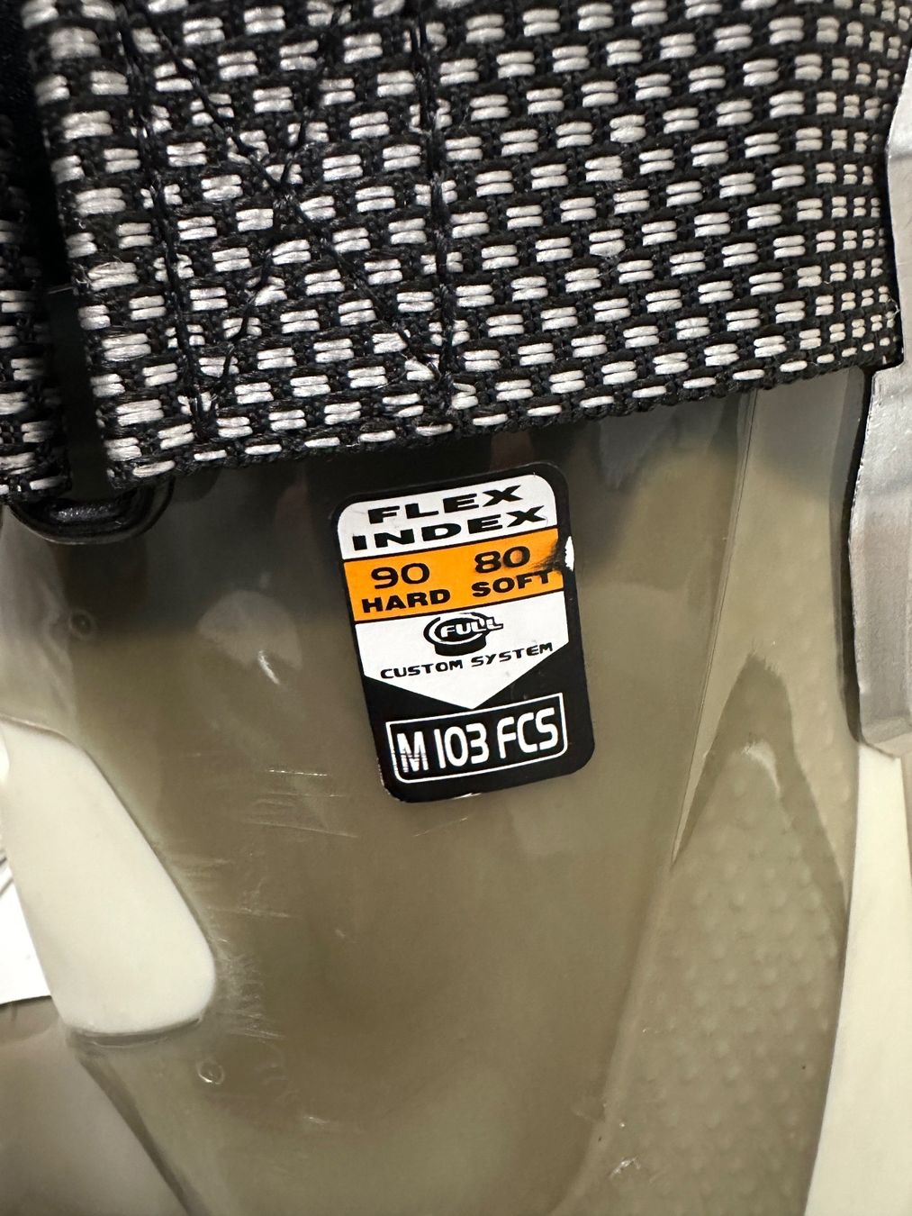 Head Scarpe da uomo: Skischuhe Head 24.0, 24.5 – Usato da Horgen venduto da Auction-Kings 2