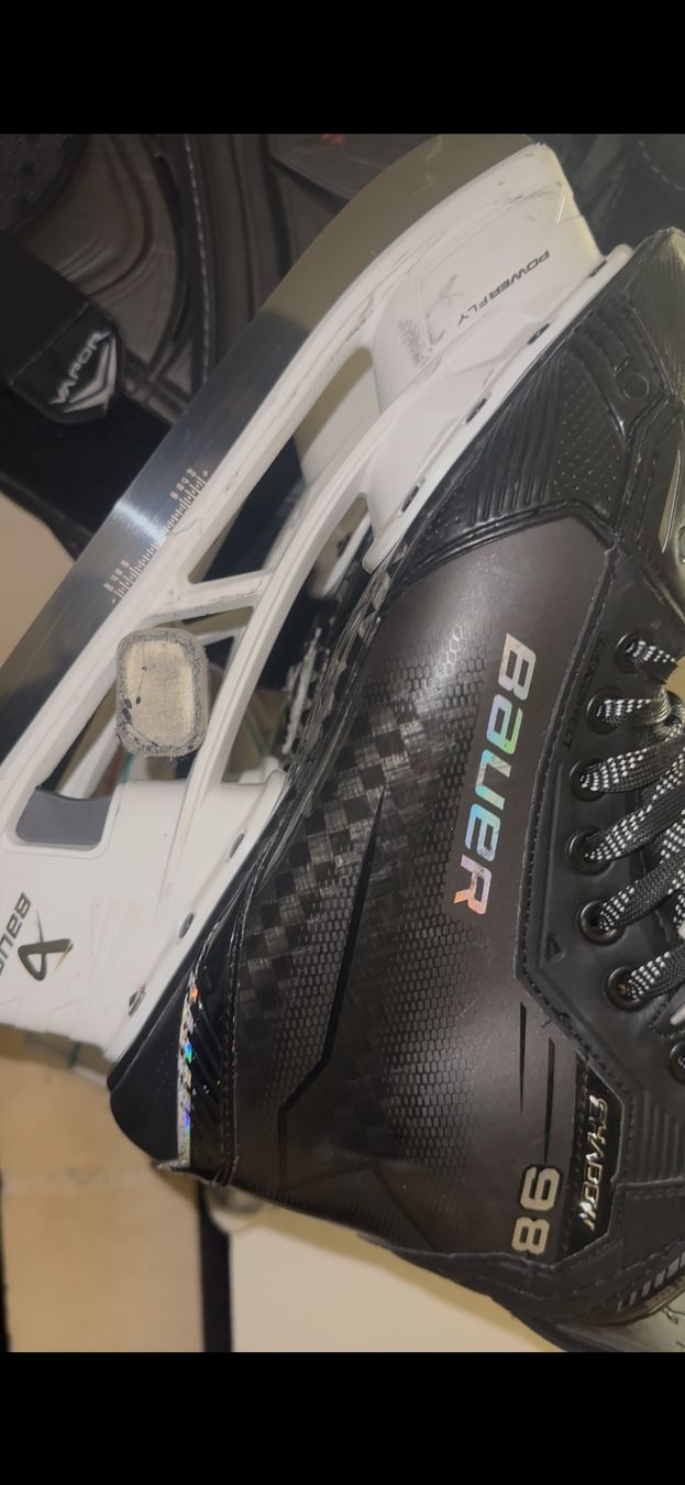 Bauer Schlittschuhe: Bauer Shadow Eishockeyschlittschuhe gebraucht schwarz – Gebraucht aus Kappel SO von sch_7lvf 3