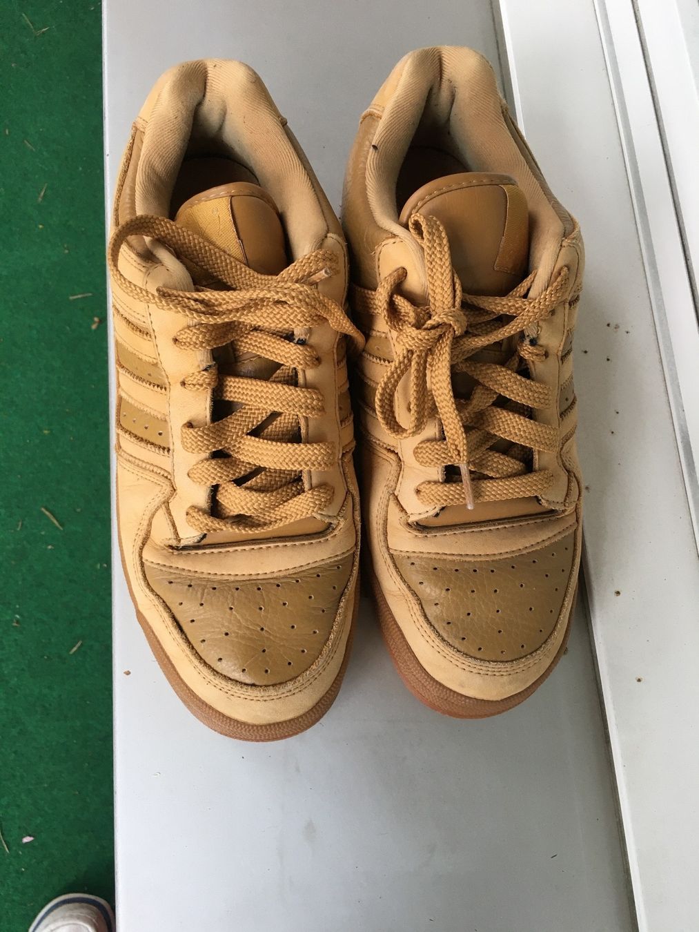 Adidas Chaussures hommes: Adidas Forum, hell braun, Gr. 42,5 – D'occasion à Thalwil par eng_yys6 1