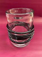 Vintage Vase mit schwarzer Applikation