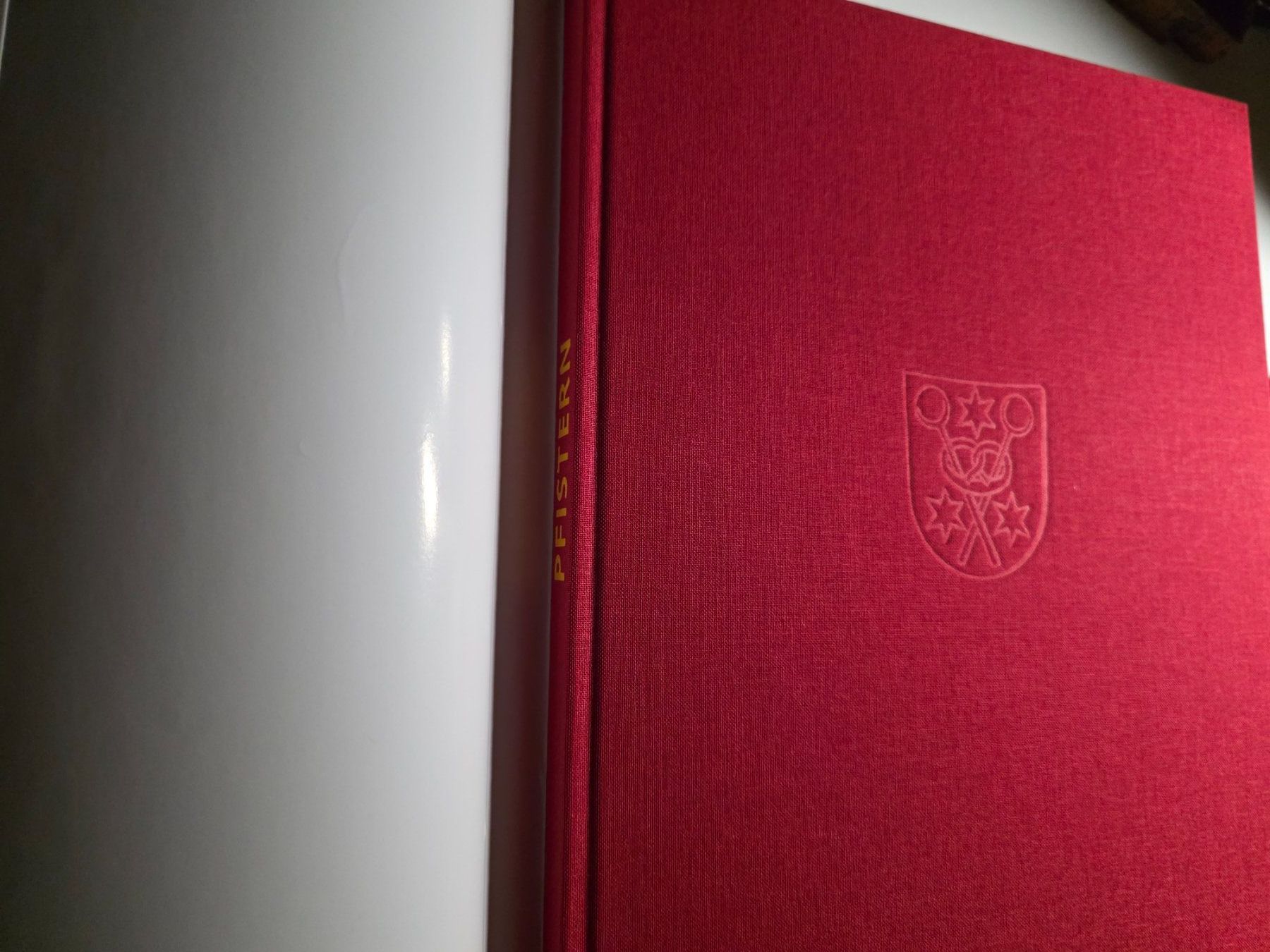 Libri: Zunft Pfistern - Benteli 1996 Gesellschaft zu Pfistern Bern – Usato da Walterswil BE venduto da Lonitti 9