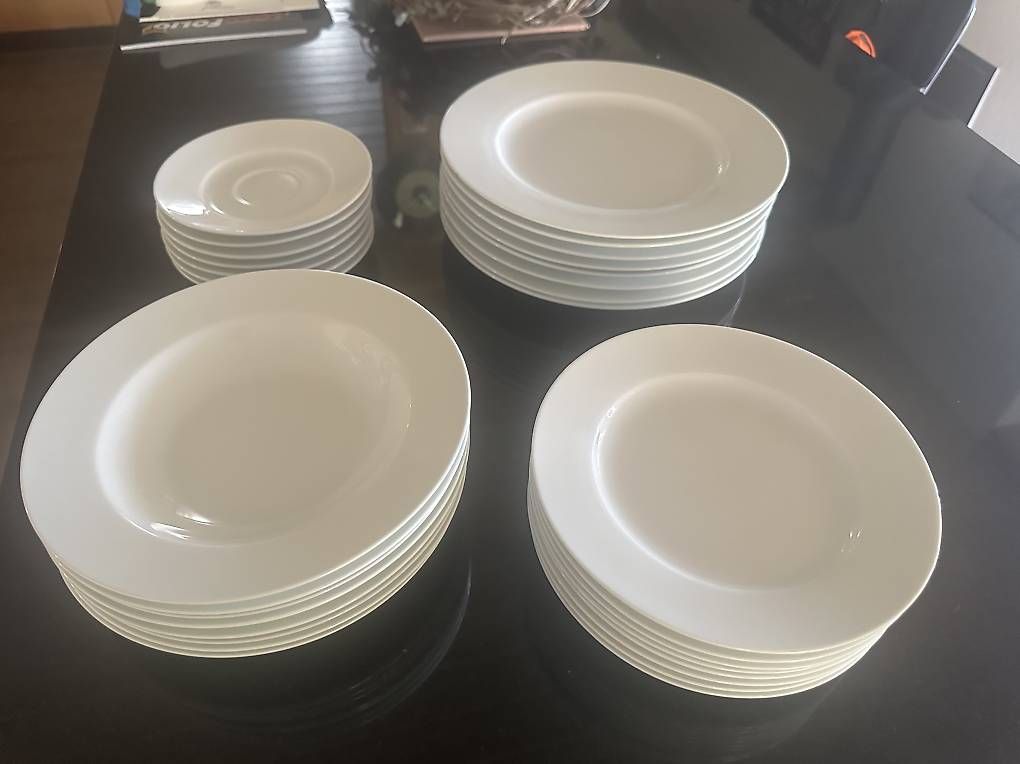 Services de table: Geschirrset – D'occasion à Niederwangen BE par 08_Diva 1