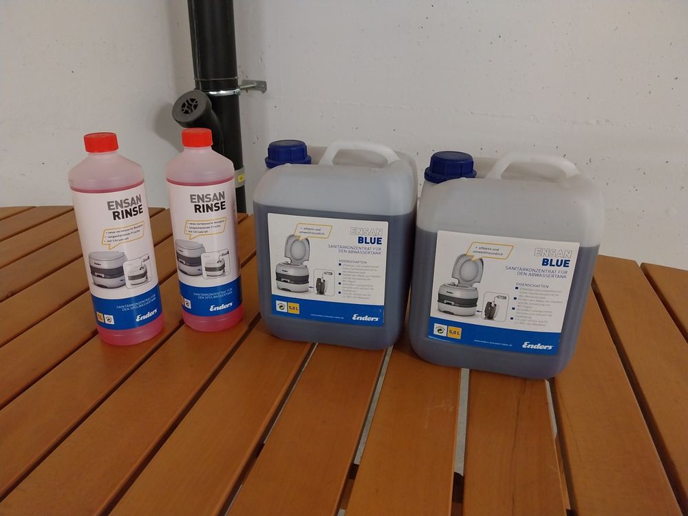 Ensan Blue und Rinse, Chemikalien für Camping-WC (Gebraucht) in ...
