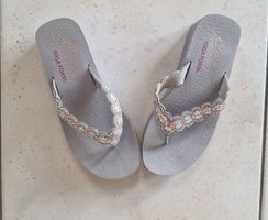 Skechers Zehentrenner Yoga Foam Grösse 39 Damen NEU!