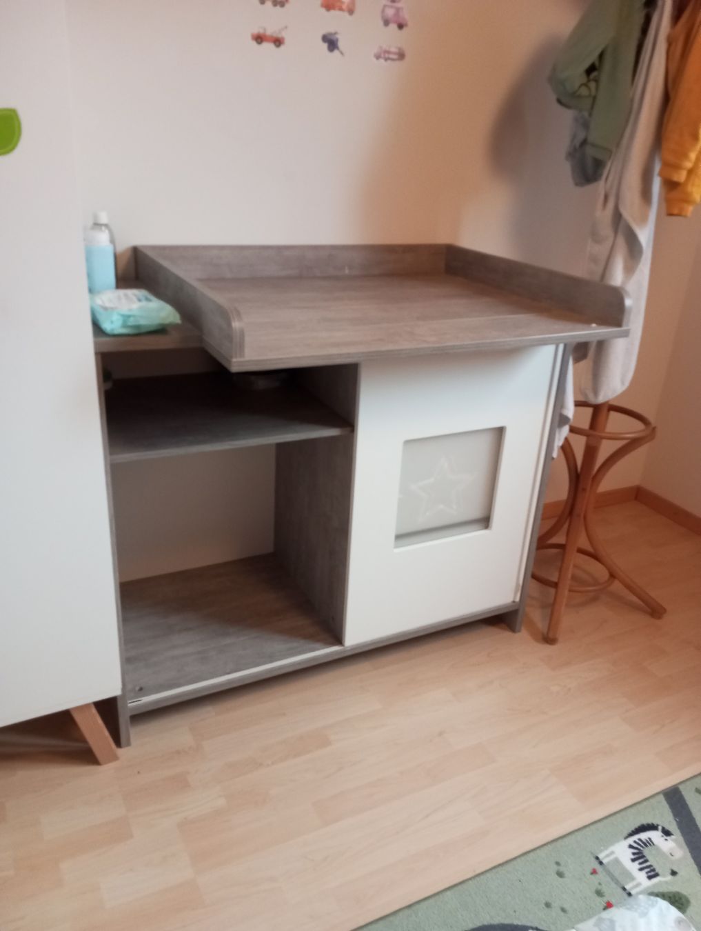Fasciatoi & Accessori: Wickelkommode grau weiss mit Stern – Usato da Dörflingen venduto da kke_6d8r 2
